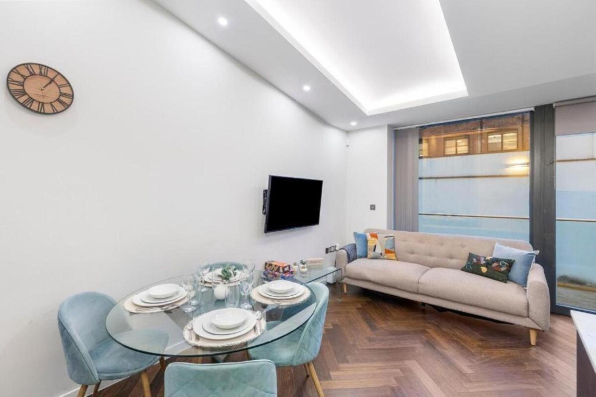 Apartment Modern Simplicity, Minimalist 2br Flat In London